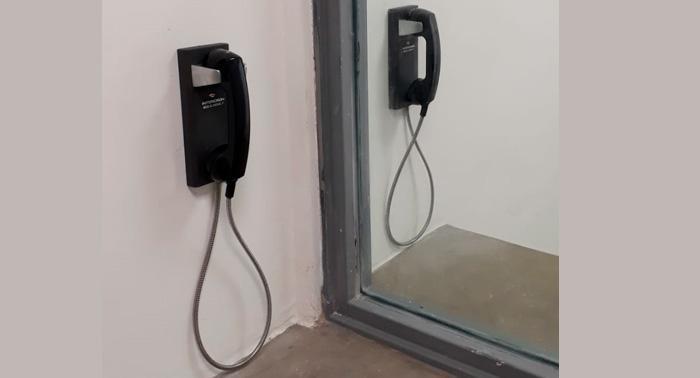 Locutorios para crceles y reclutorios